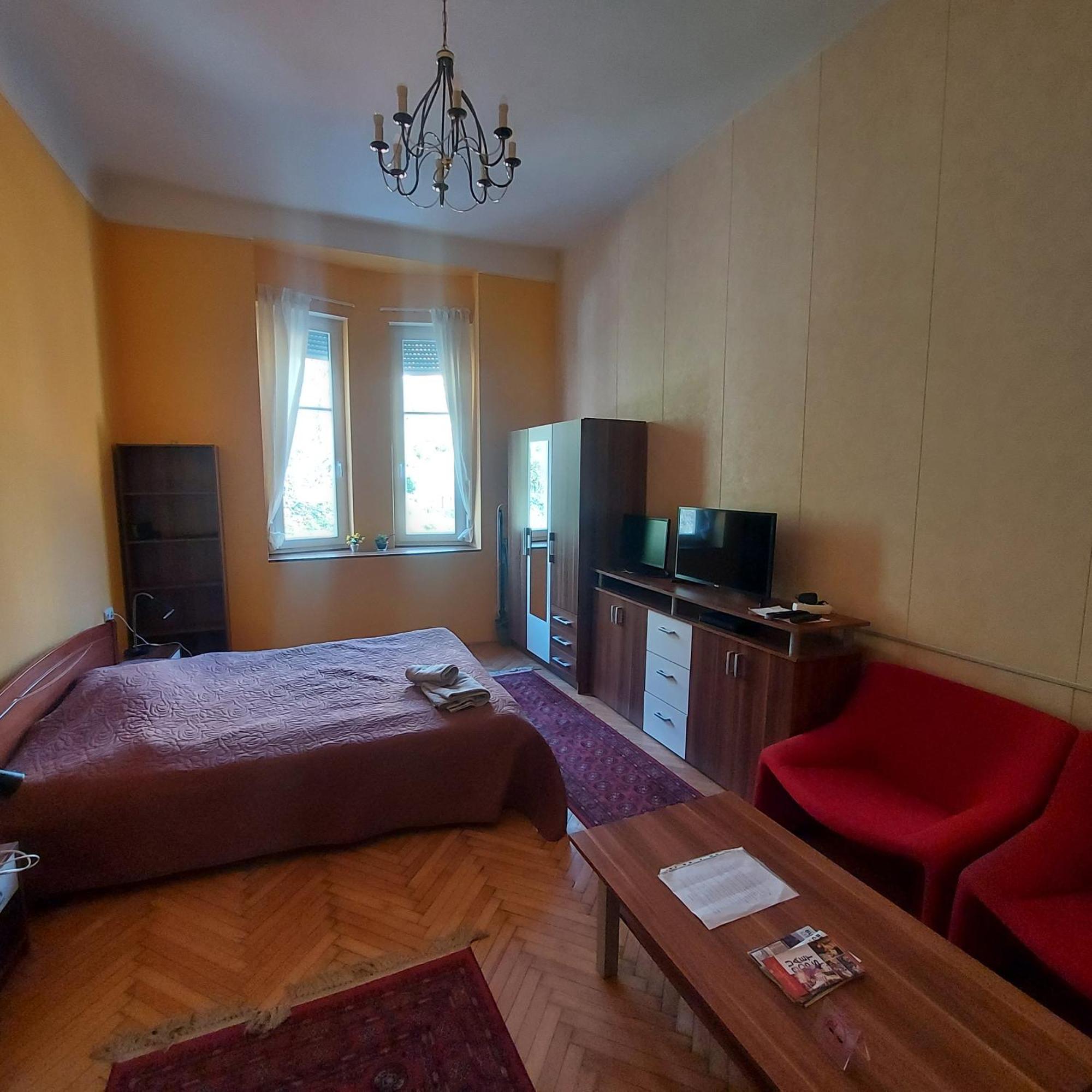Cute Apartment Close To The Center Budapest Exterior photo