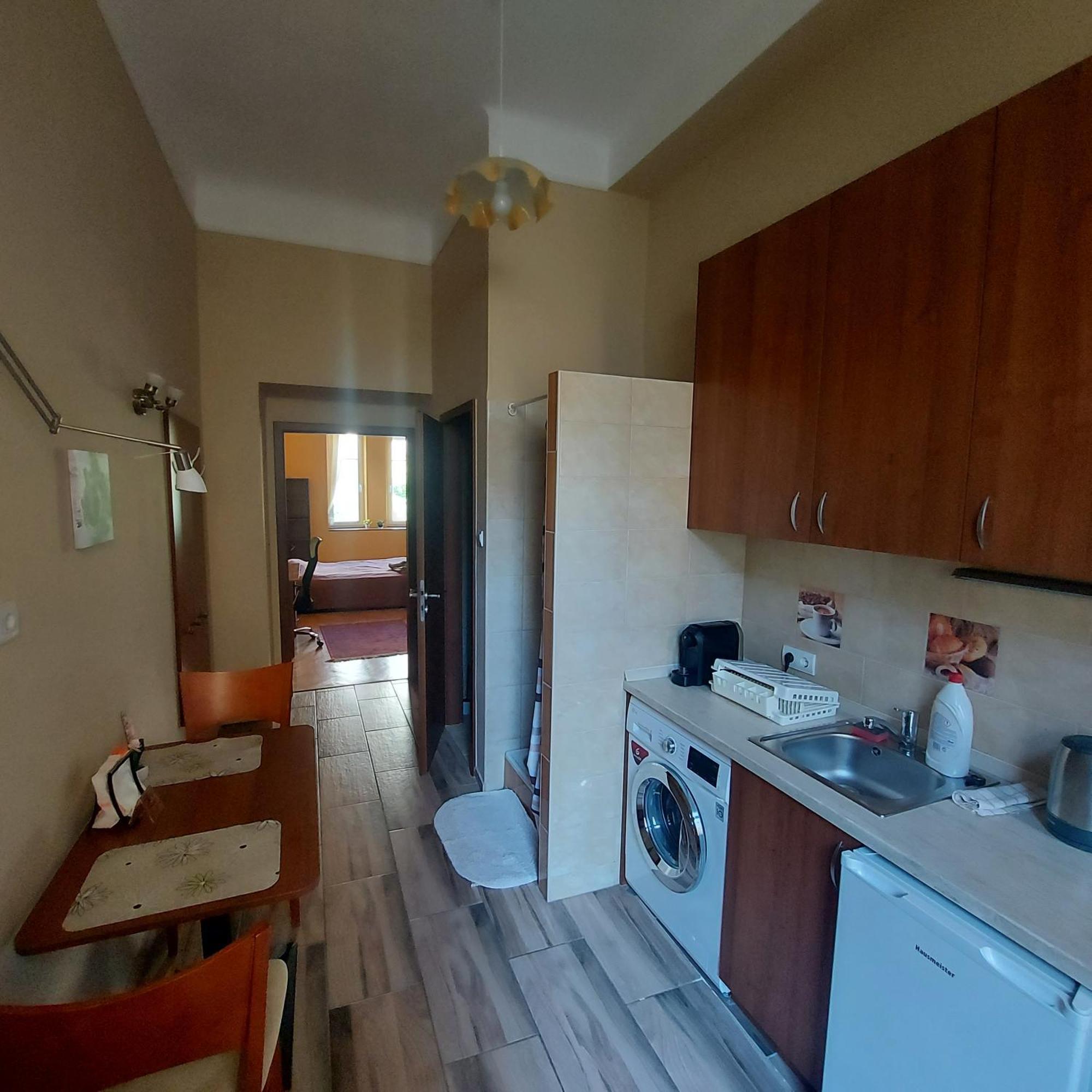 Cute Apartment Close To The Center Budapest Exterior photo