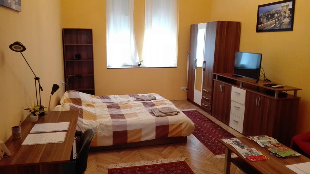 Cute Apartment Close To The Center Budapest Exterior photo